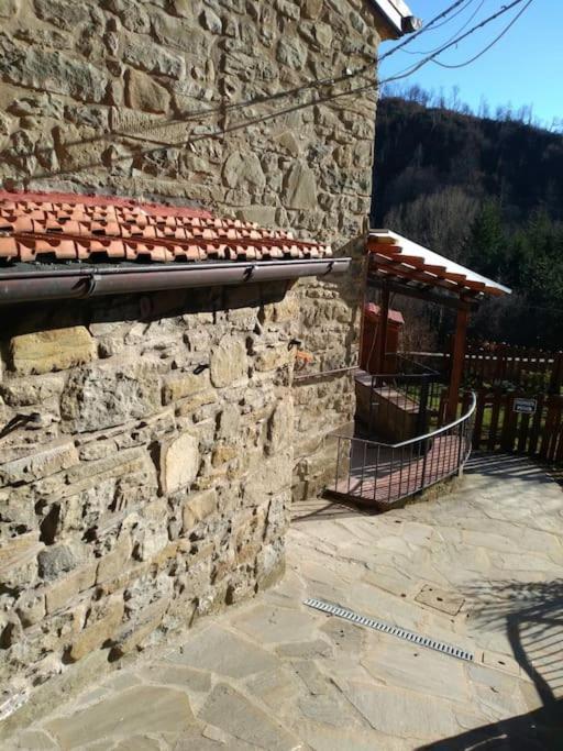 The House In The Paradise Of Serra. Vakantiehuis